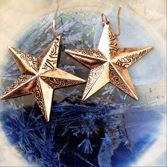 Charming Charlie Jewelry - Antiqued Star Earrings $8 Gold NWT